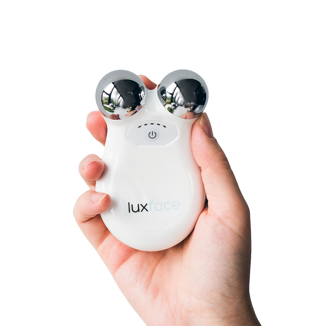 LuxFace - מיקרו-זרם לעור צעיר ובריא יותר